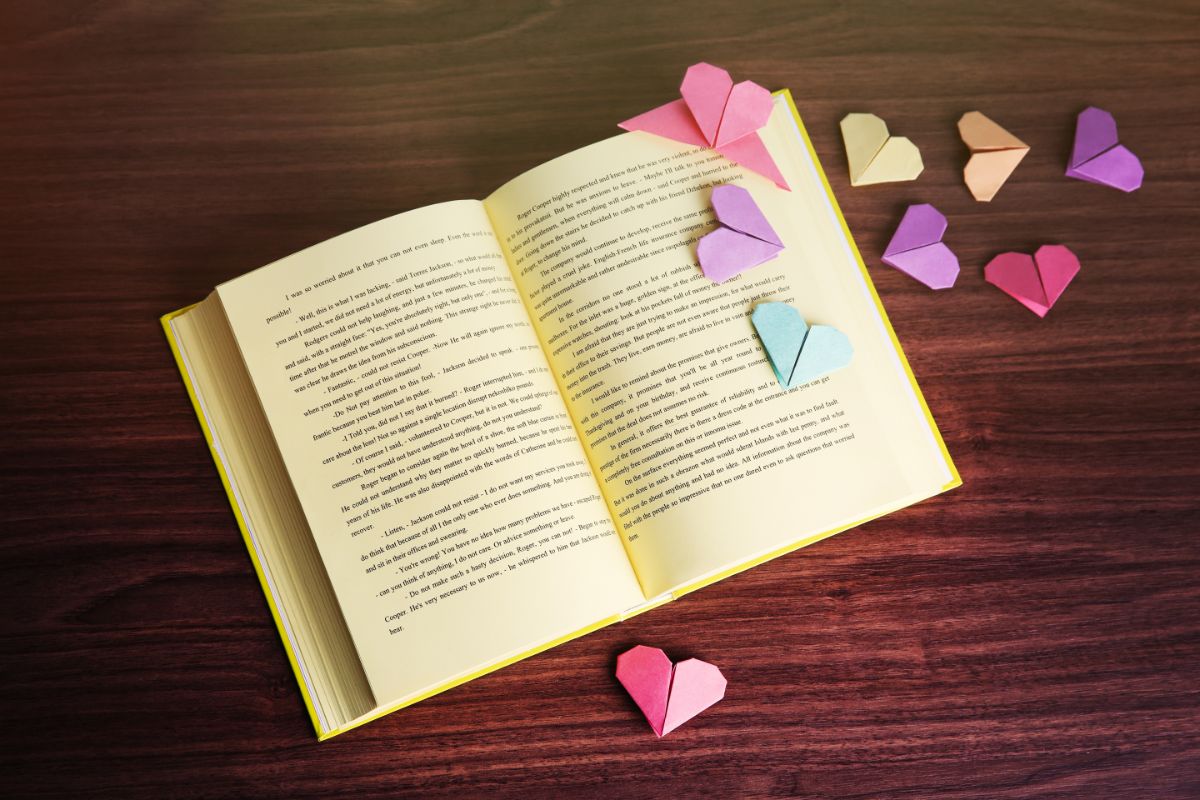 8 Best Trashy Romance Novels For You To Indulge In My Romance Reads
